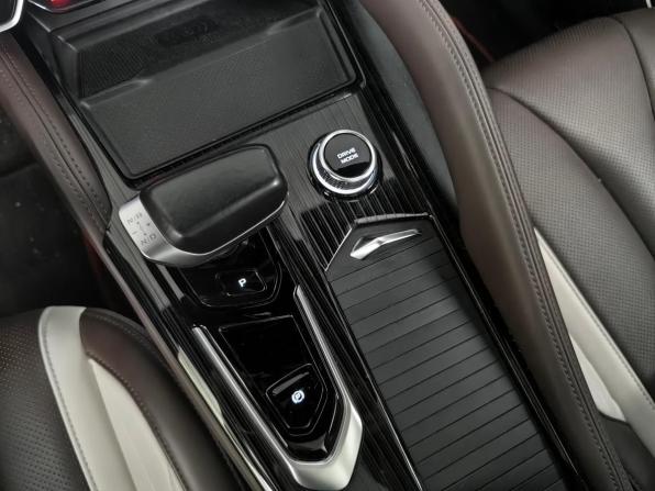 Geely Monjaro I с пробегом 2024 года, цена 2 995 000 рублей, 85468 км, внедорожник, Автокод Объявления