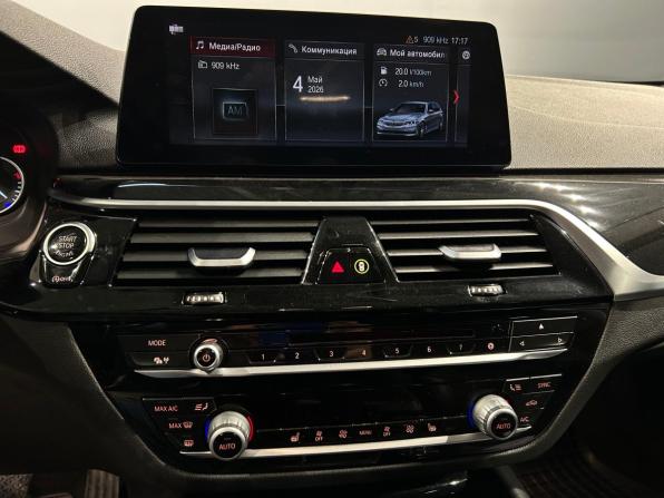 BMW 5 серии VII (G30/G31/G38) с пробегом 2018 года, цена 2 895 000 рублей, 92703 км, универсал, Автокод Объявления