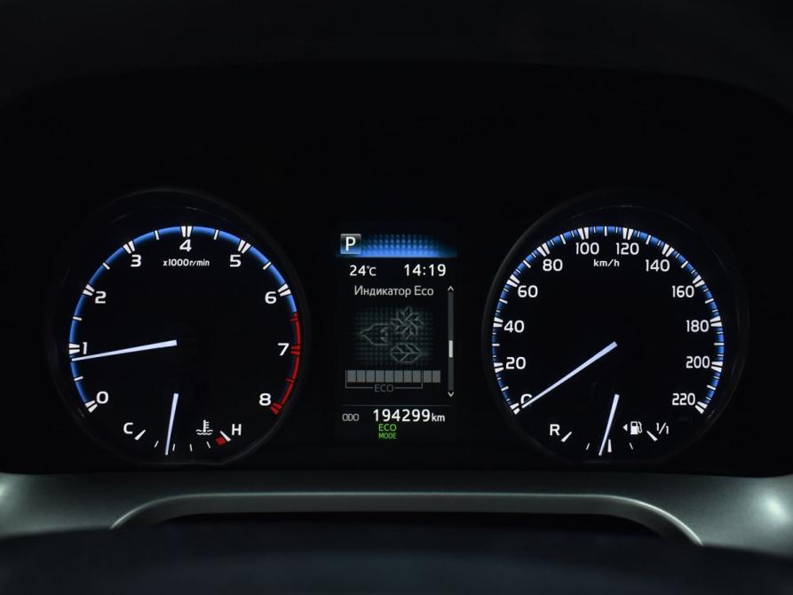 Toyota RAV4 IV (XA40) Рестайлинг Кемерово  - изображение 9