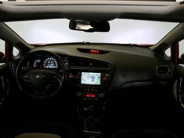 Kia Ceed II Рестайлинг с пробегом 2016 года, цена 1 090 000 рублей, 130381 км, хэтчбек, Автокод Объявления