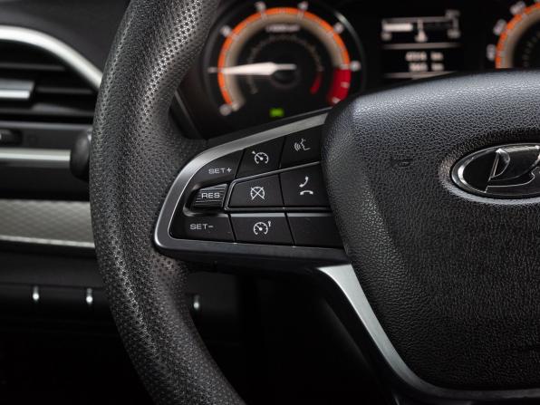 Lada (ВАЗ) Vesta I Рестайлинг (NG) с пробегом 2024 года, цена 1 240 000 рублей, 47009 км, седан, Автокод Объявления