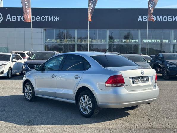 Volkswagen Polo V с пробегом 2012 года, цена 614 000 рублей, 231275 км, седан, Автокод Объявления