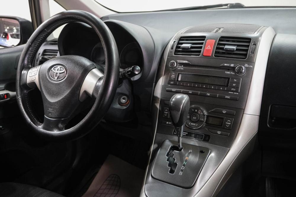Toyota Auris I Новокузнецк  - изображение 15