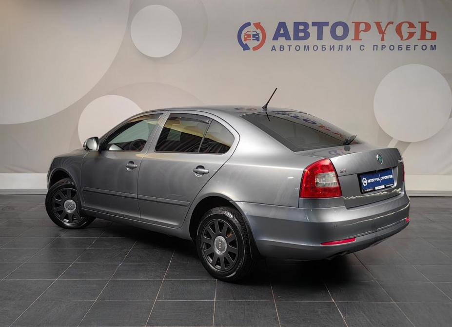 Skoda Octavia II (A5) Рестайлинг Москва  - изображение 2