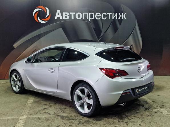Opel Astra J Рестайлинг с пробегом 2012 года, цена 840 000 рублей, 203945 км, хэтчбек, Автокод Объявления