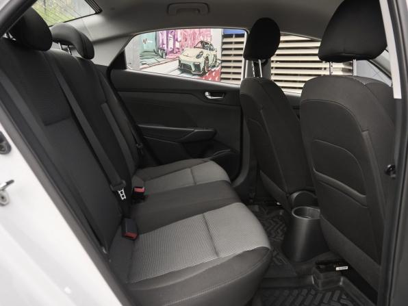 Hyundai Solaris II Рестайлинг с пробегом 2021 года, цена 1 574 000 рублей, 57931 км, седан, Автокод Объявления