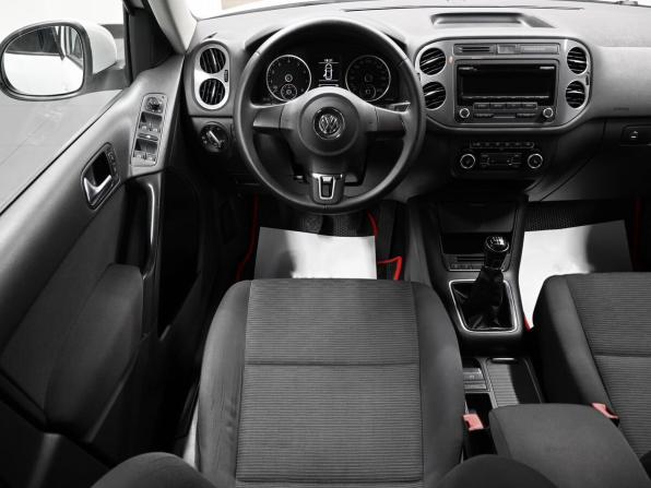 Volkswagen Tiguan I Рестайлинг с пробегом 2013 года, цена 1 315 000 рублей, 122335 км, внедорожник, Автокод Объявления