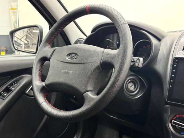 Lada (ВАЗ) Granta I Рестайлинг с пробегом 2022 года, цена 919 900 рублей, 49500 км, седан, Автокод Объявления