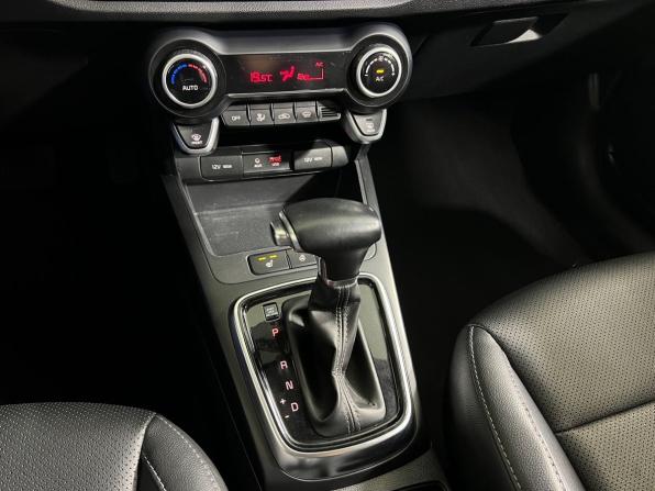 Kia Rio IV с пробегом 2018 года, цена 1 249 000 рублей, 153979 км, хэтчбек, Автокод Объявления