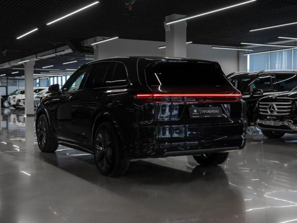 Li Auto (Lixiang) L7 I Рестайлинг с пробегом 2024 года, цена 6 800 000 рублей, 20044 км, внедорожник, Автокод Объявления