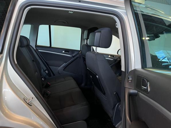 Volkswagen Tiguan I Рестайлинг с пробегом 2012 года, цена 1 249 000 рублей, 220422 км, внедорожник, Автокод Объявления