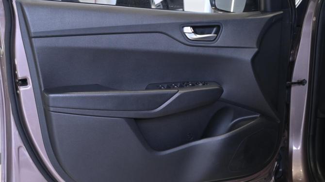 Hyundai Solaris II Рестайлинг с пробегом 2020 года, цена 1 350 000 рублей, 97264 км, седан, Автокод Объявления