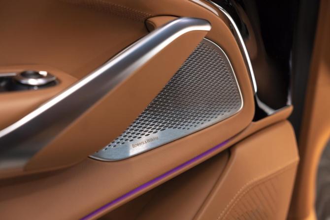 Новый Aston Martin DBX I 2025 года, цена 44 020 100 рублей, внедорожник, Автокод Объявления