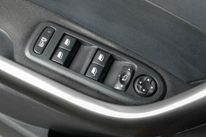 Peugeot 308 I Рестайлинг с пробегом 2011 года, цена 599 000 рублей, 100000 км, хэтчбек, Автокод Объявления
