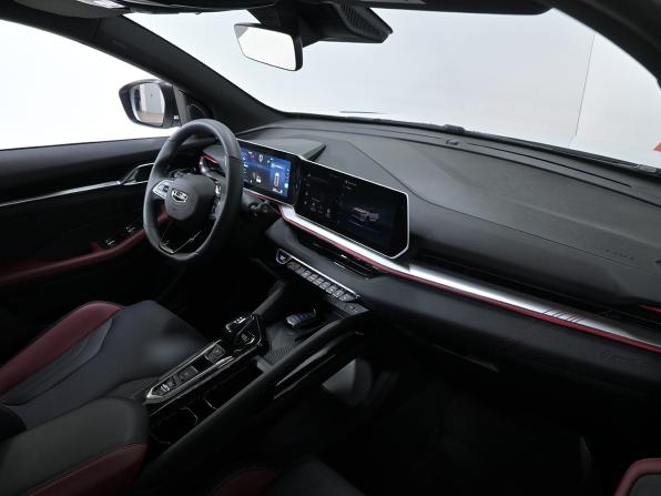 Geely Coolray I Рестайлинг с пробегом 2024 года, цена 2 310 000 рублей, 2400 км, внедорожник, Автокод Объявления