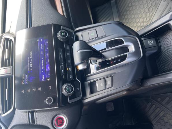 Honda CR-V V с пробегом 2018 года, цена 2 447 000 рублей, 196608 км, внедорожник, Автокод Объявления