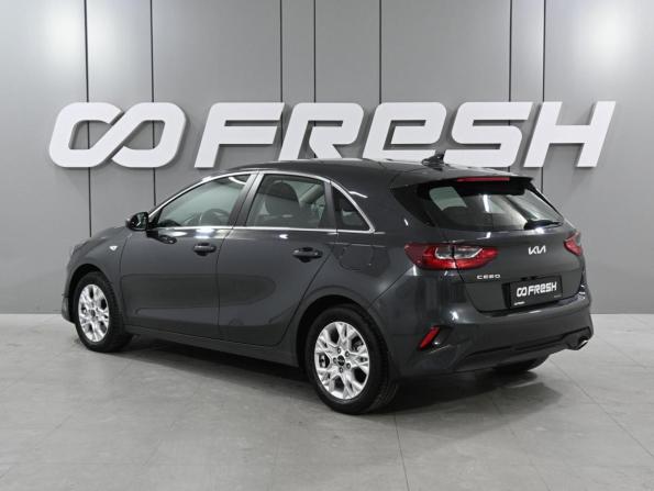 Kia Ceed III Рестайлинг с пробегом 2022 года, цена 2 199 000 рублей, 60984 км, хэтчбек, Автокод Объявления