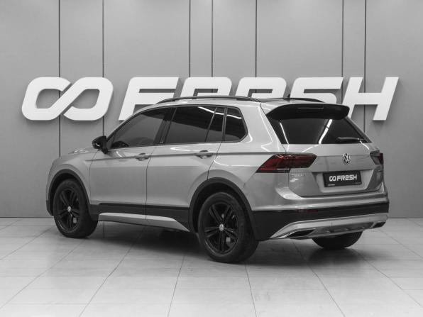 Volkswagen Tiguan II с пробегом 2018 года, цена 2 890 000 рублей, 98474 км, внедорожник, Автокод Объявления
