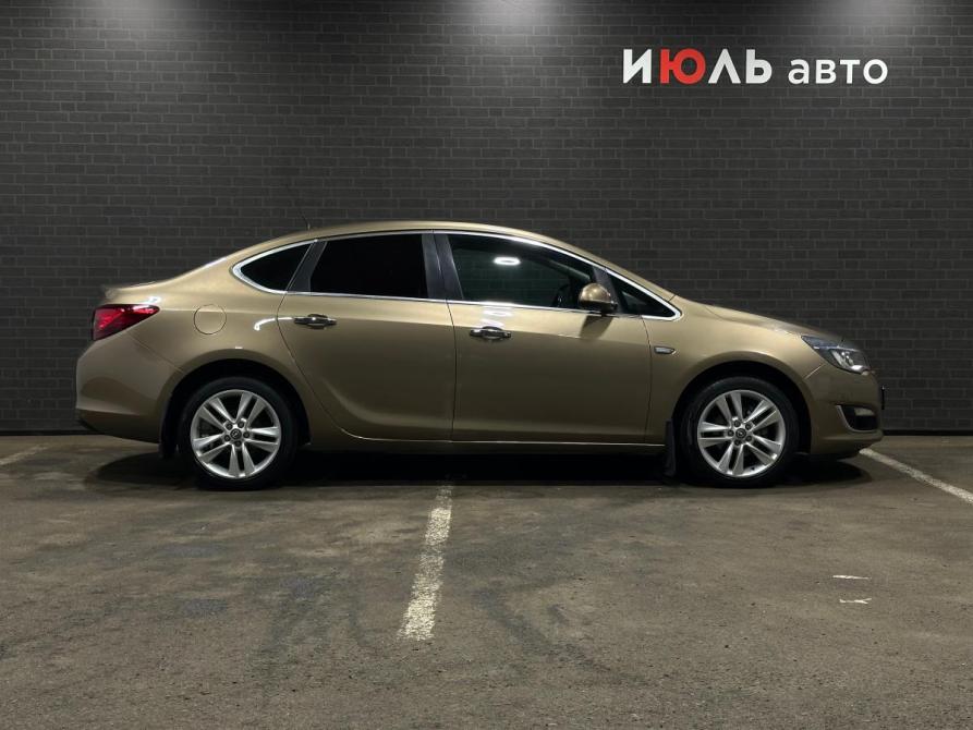 Opel Astra J Рестайлинг Челябинск  - изображение 4