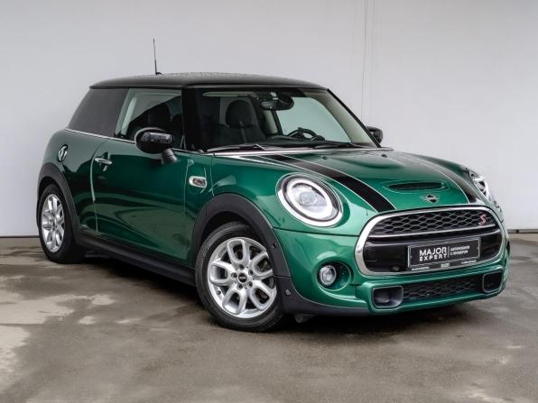 Mini Hatch III (F55/F56) Рестайлинг с пробегом 2019 года, цена 2 690 000 рублей, 86114 км, хэтчбек, Автокод Объявления