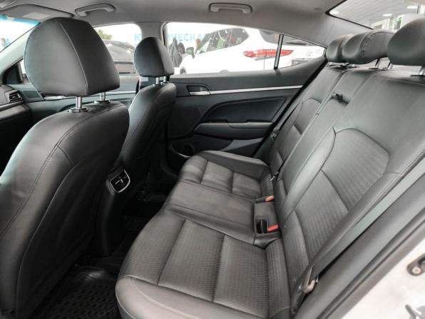 Hyundai Elantra VI (AD) Рестайлинг с пробегом 2019 года, цена 1 850 000 рублей, 60885 км, седан, Автокод Объявления
