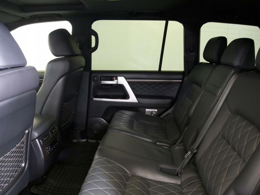 Toyota Land Cruiser 200 Series Рестайлинг 2 Санкт-Петербург  - изображение 18