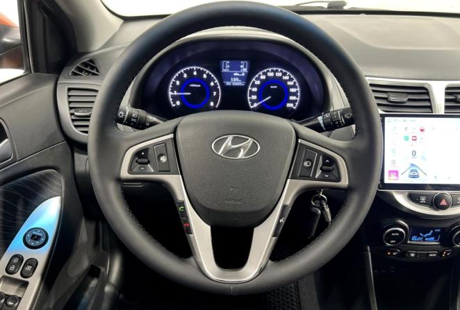 Hyundai Solaris I с пробегом 2014 года, цена 885 000 рублей, 154809 км, седан, Автокод Объявления