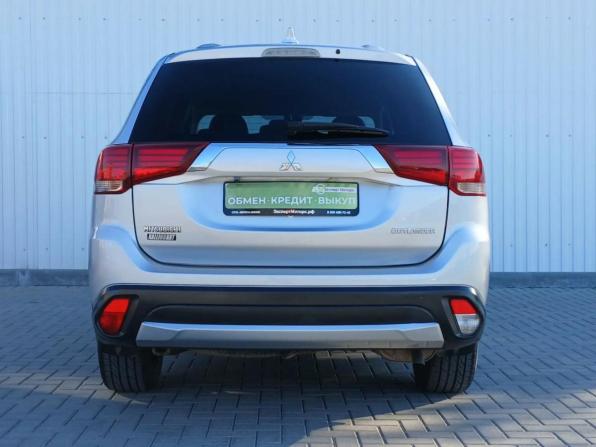 Mitsubishi Outlander III Рестайлинг 2 с пробегом 2017 года, цена 1 849 000 рублей, 171026 км, внедорожник, Автокод Объявления