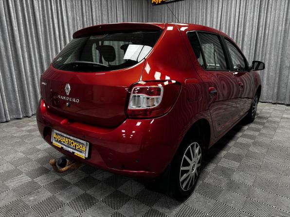 Renault Sandero II с пробегом 2014 года, цена 765 000 рублей, 158464 км, хэтчбек, Автокод Объявления