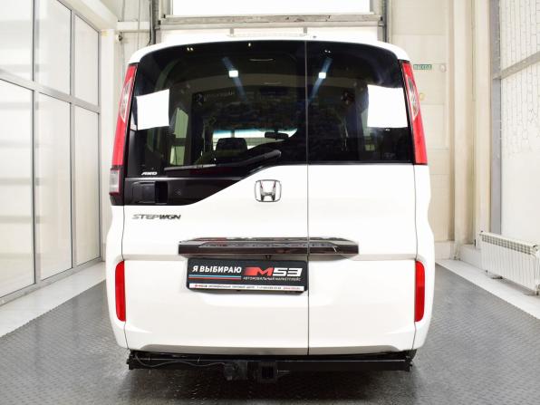 Honda Stepwgn IV Рестайлинг с пробегом 2015 года, цена 1 485 999 рублей, 254529 км, минивэн, Автокод Объявления