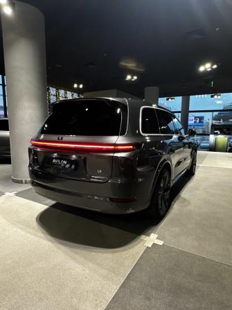 Новый Li Auto (Lixiang) L9 I Рестайлинг 2025 года, цена 9 700 000 рублей, внедорожник, Автокод Объявления