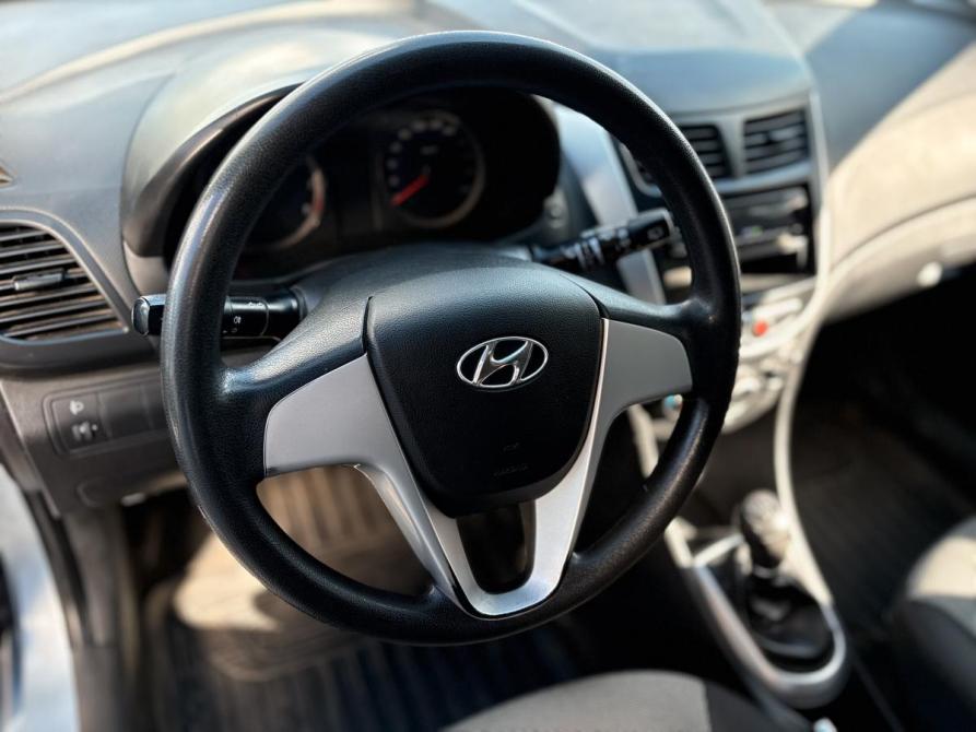 Hyundai Solaris I Череповец  - изображение 10