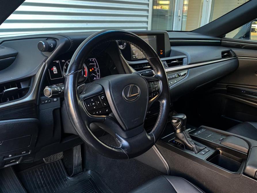 Lexus ES VII Москва  - изображение 17