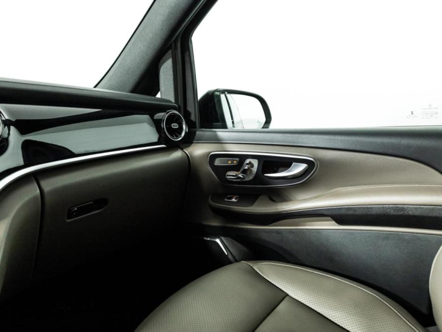 Mercedes-Benz V-Класс III (W447) Рестайлинг Санкт-Петербург  - изображение 26