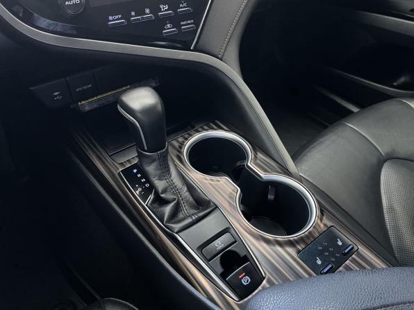Toyota Camry VIII (XV70) с пробегом 2020 года, цена 2 850 000 рублей, 113000 км, седан, Автокод Объявления