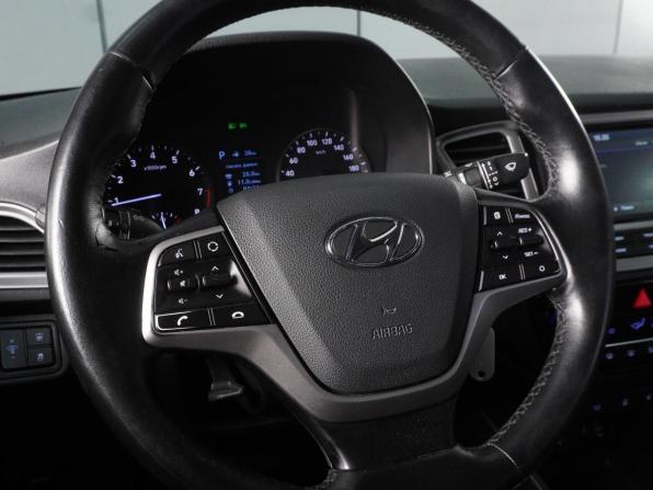 Hyundai Solaris II с пробегом 2019 года, цена 1 445 000 рублей, 194194 км, седан, Автокод Объявления
