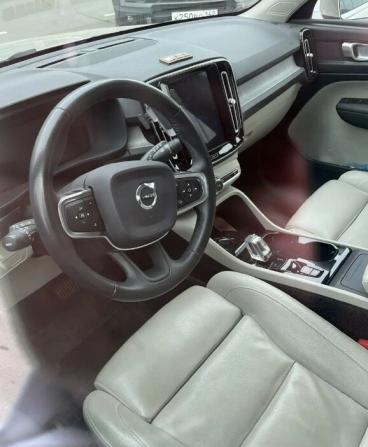 Volvo XC40 I с пробегом 2018 года, цена 2 149 000 рублей, 120541 км, внедорожник, Автокод Объявления