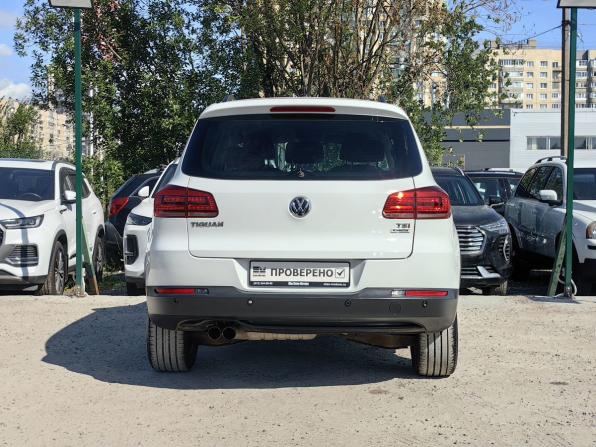 Volkswagen Tiguan I Рестайлинг с пробегом 2016 года, цена 909 000 рублей, 246000 км, внедорожник, Автокод Объявления