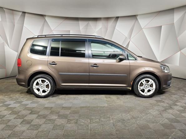Volkswagen Touran I Рестайлинг 2 с пробегом 2012 года, цена 943 000 рублей, 229386 км, компактвэн, Автокод Объявления
