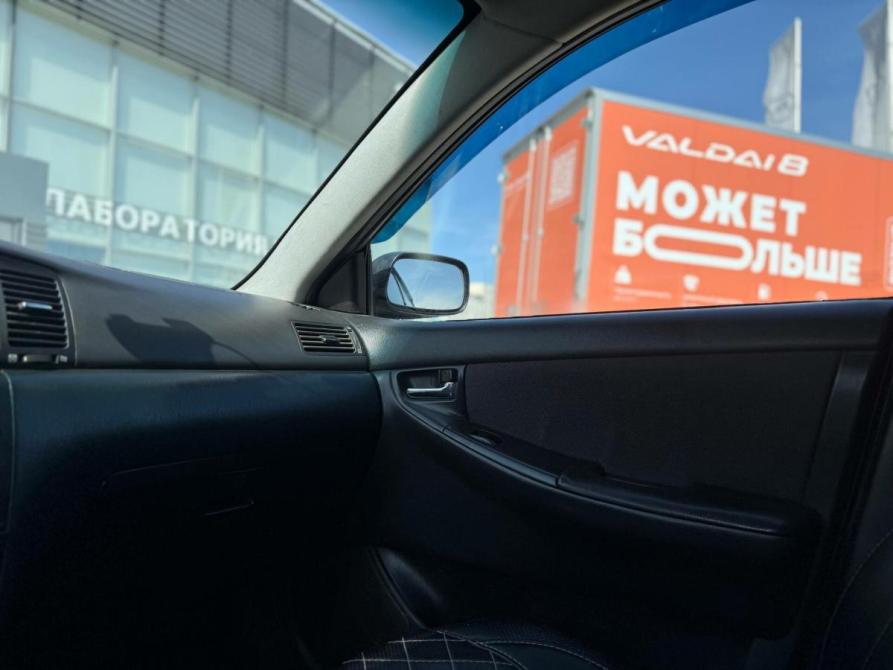 Toyota Corolla IX (E120 E130) Омск  - изображение 15