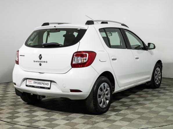 Renault Sandero II с пробегом 2015 года, цена 499 585 рублей, 278075 км, хэтчбек, Автокод Объявления