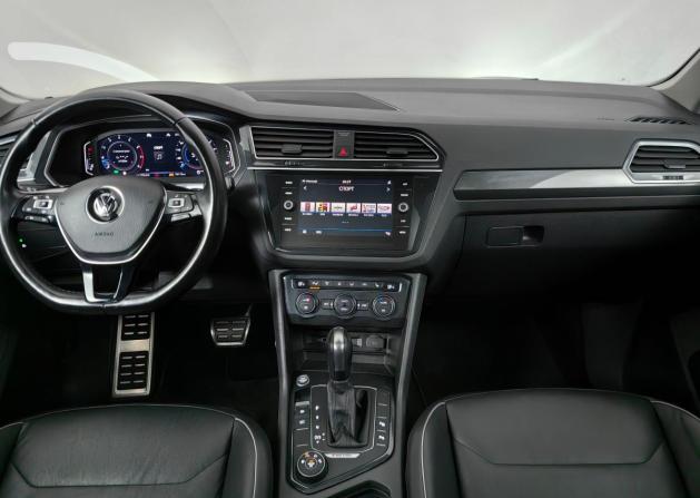 Volkswagen Tiguan II с пробегом 2020 года, цена 2 675 000 рублей, 100142 км, внедорожник, Автокод Объявления