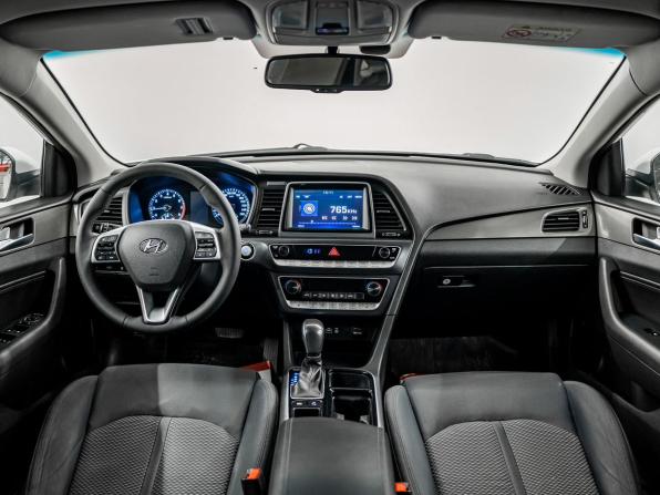 Hyundai Sonata VII (LF) Рестайлинг с пробегом 2018 года, цена 1 757 000 рублей, 115000 км, седан, Автокод Объявления