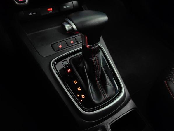 Kia Rio IV Рестайлинг с пробегом 2021 года, цена 1 449 000 рублей, 176082 км, хэтчбек, Автокод Объявления