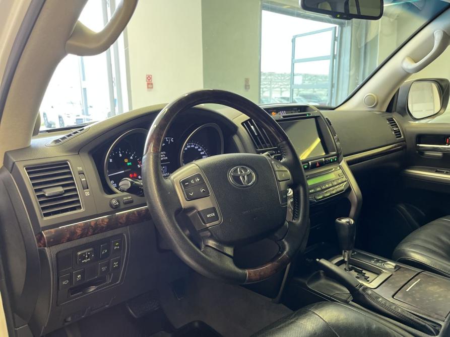 Toyota Land Cruiser 200 Series Рестайлинг 1 Новосибирск  - изображение 7