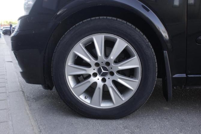 Mercedes-Benz Viano I (W639) Рестайлинг с пробегом 2011 года, цена 2 350 000 рублей, 330631 км, минивэн, Автокод Объявления