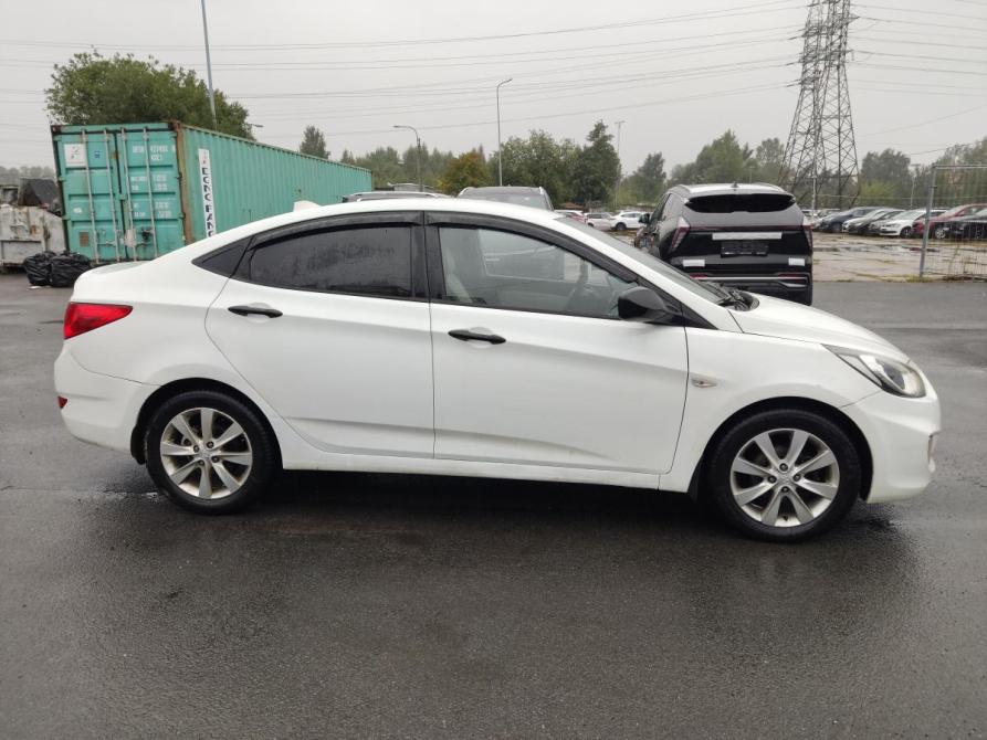 Hyundai Solaris I Санкт-Петербург  - изображение 4