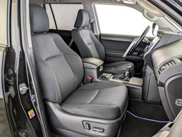 Toyota Land Cruiser Prado 150 Series Рестайлинг 2 с пробегом 2019 года, цена 4 650 000 рублей, 153000 км, внедорожник, Автокод Объявления