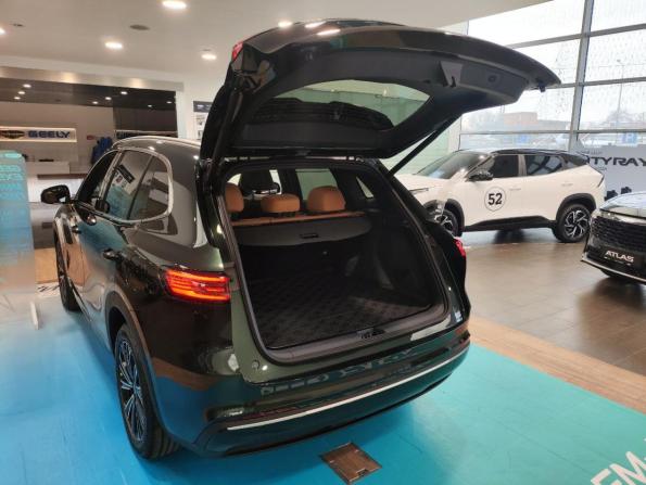 Новый Geely EX5 EM-i 2025 года, цена 3 969 990 рублей, внедорожник, Автокод Объявления