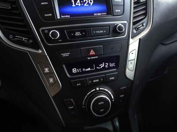 Hyundai Santa Fe III Рестайлинг с пробегом 2016 года, цена 1 999 777 рублей, 104325 км, внедорожник, Автокод Объявления